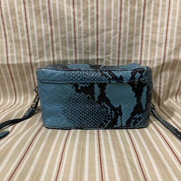 Zadig & Voltaire Boxy XL Wild Leather Shoulder Bag - Picture 10 of 16